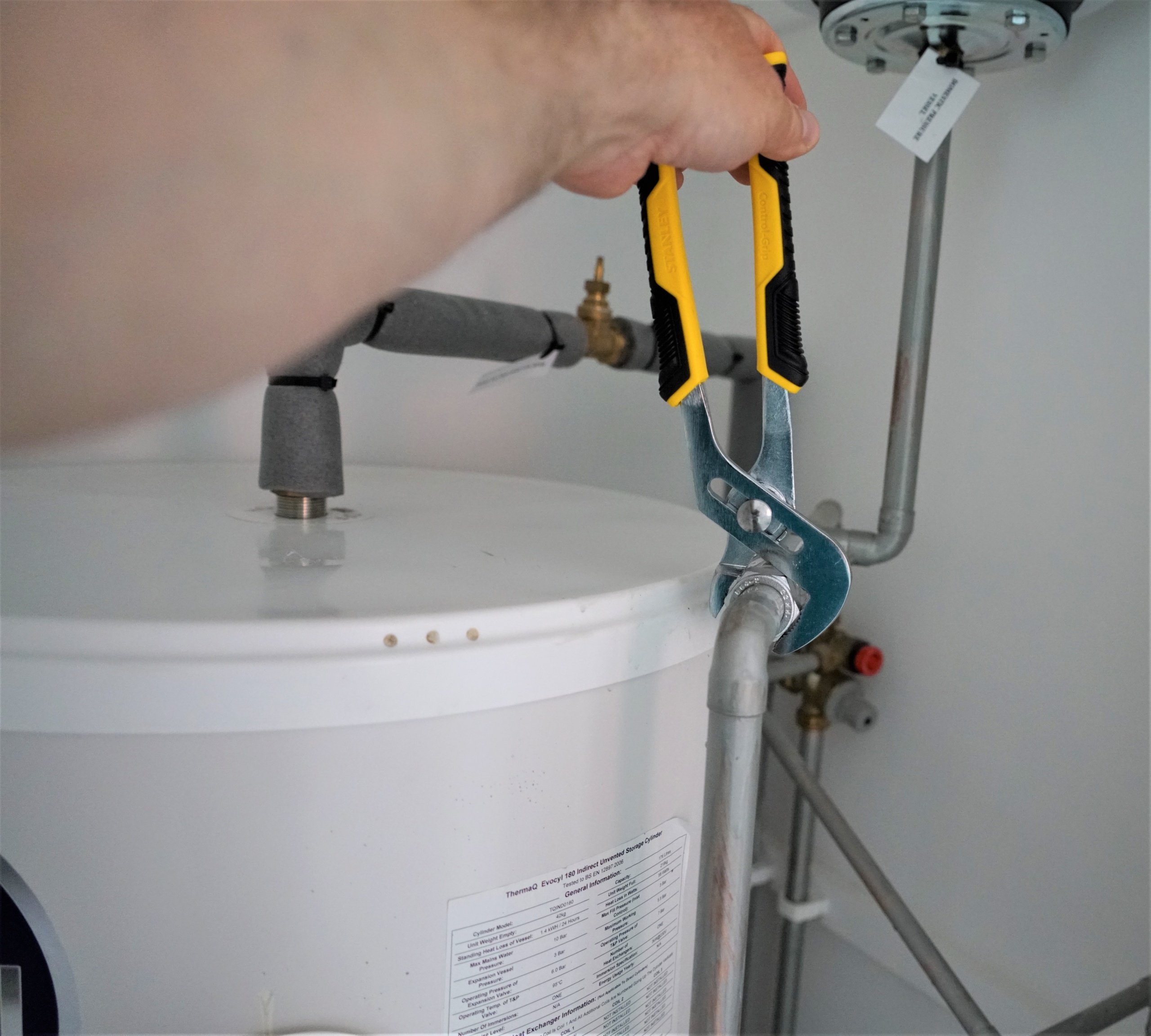 Hot water heating (Tanks) – Neumann Plumbing